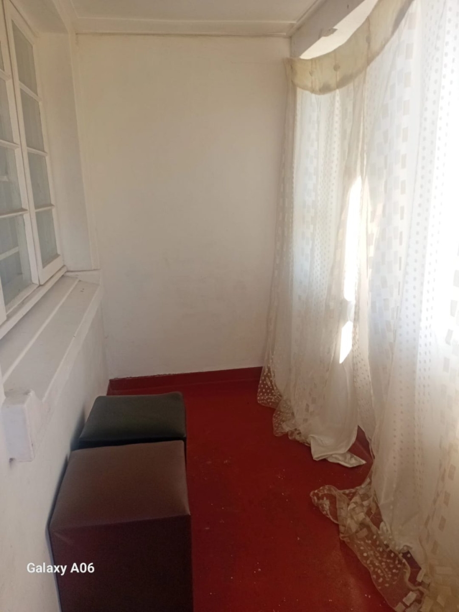 To Let 1 Bedroom Property for Rent in Ruyterwacht Western Cape